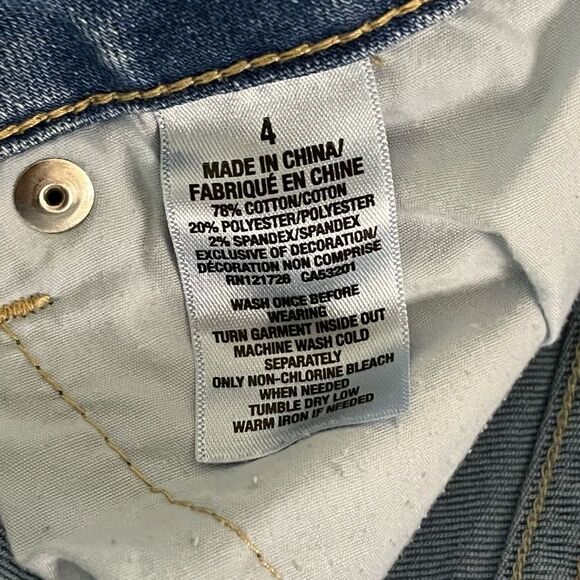 Aeropostale Mid Rise Shorts Size 4 - Picture 5 of 5